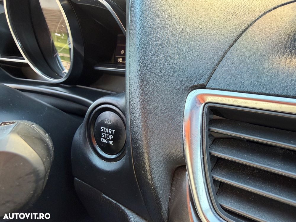 Mazda 3 SKYACTIV-D 150 Sports-Line - 12