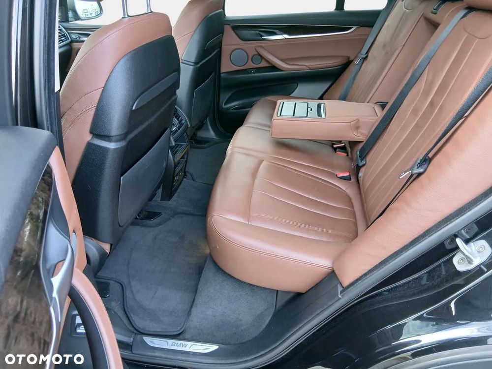 BMW X5 xDrive25d - 17