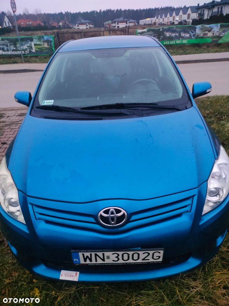 Toyota Auris 1.6 Premium - 12