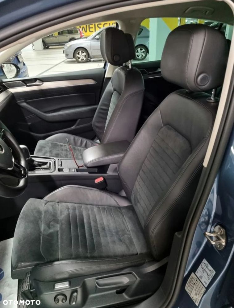 Volkswagen Passat - 13