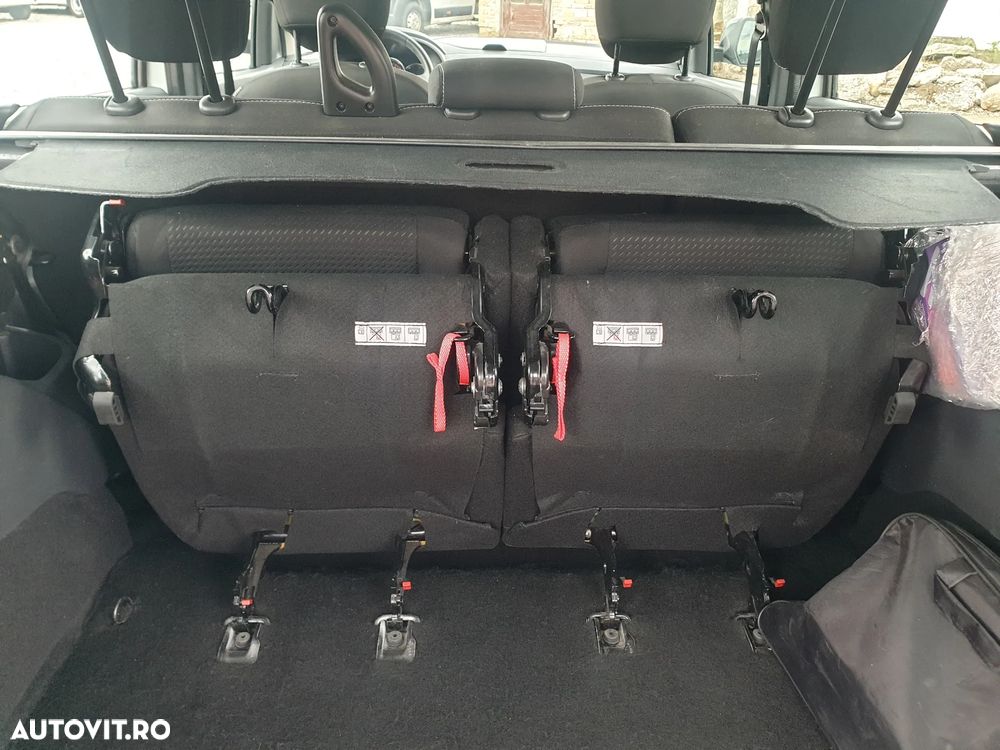 Dacia Lodgy 1.5 Blue dCi Laureate - 17