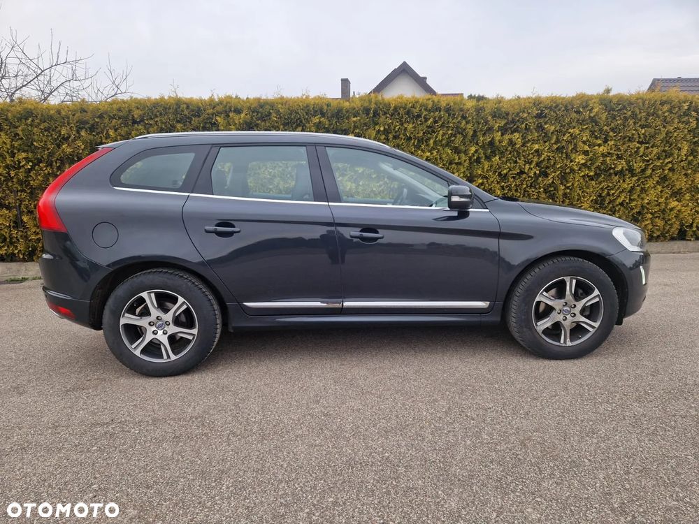 Volvo XC 60 - 8