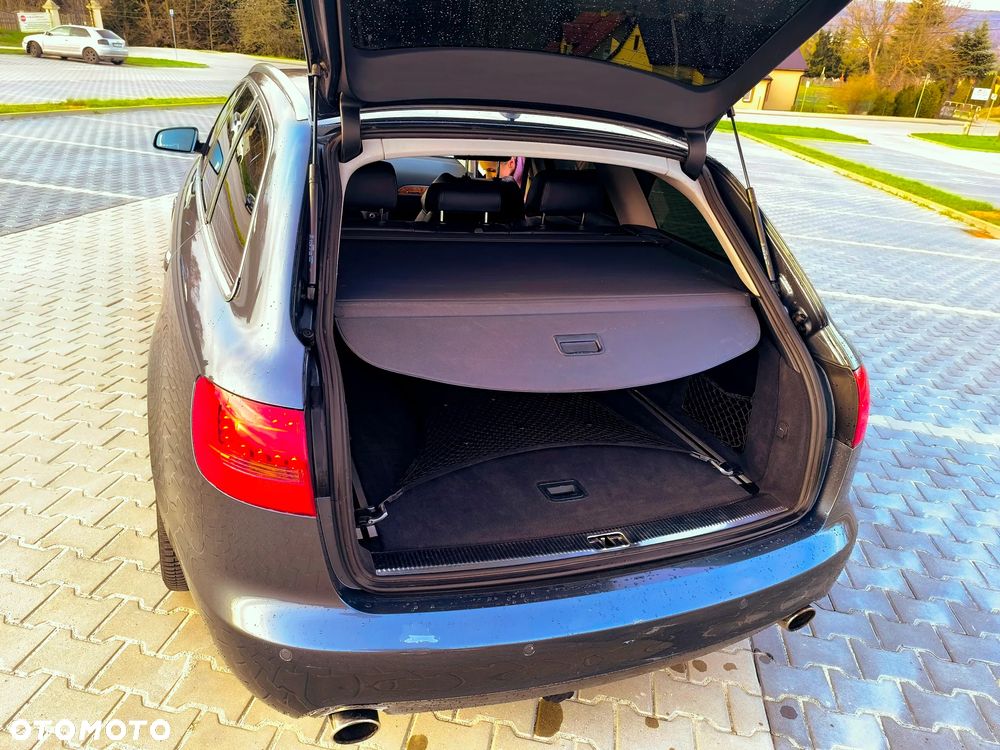 Audi A6 Avant 4.2 quattro tiptronic - 15