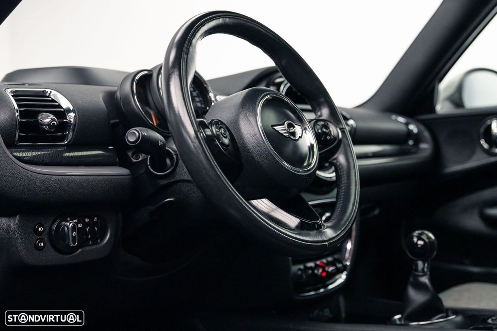 MINI Clubman One D - 24