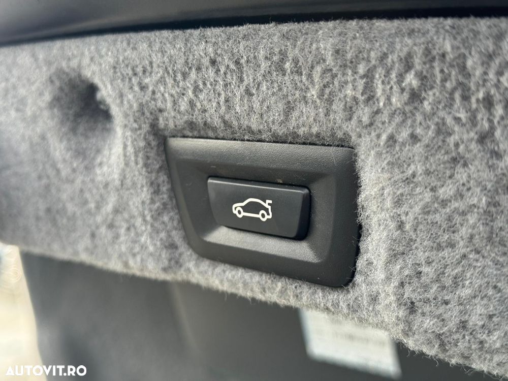 BMW Seria 7 740d Edition Exclusive - 19