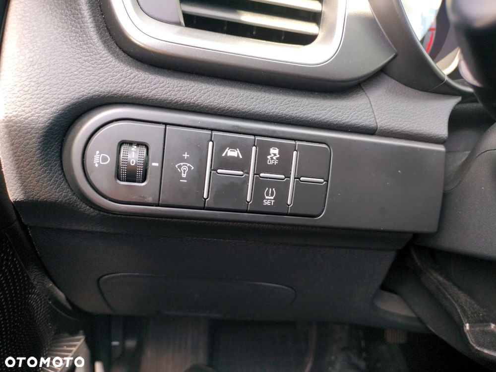 Kia XCeed 1.5 T-GDI M DCT - 27