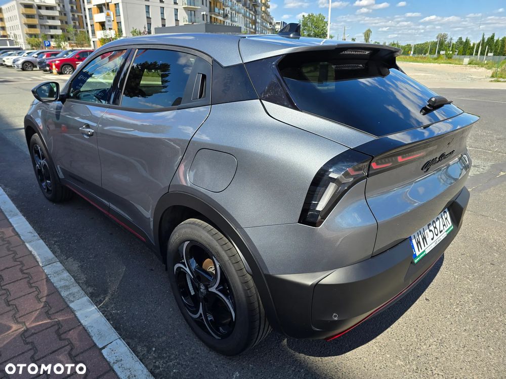 Alfa Romeo Junior 1.2 mHEV Ibrida Speciale eDCT - 8