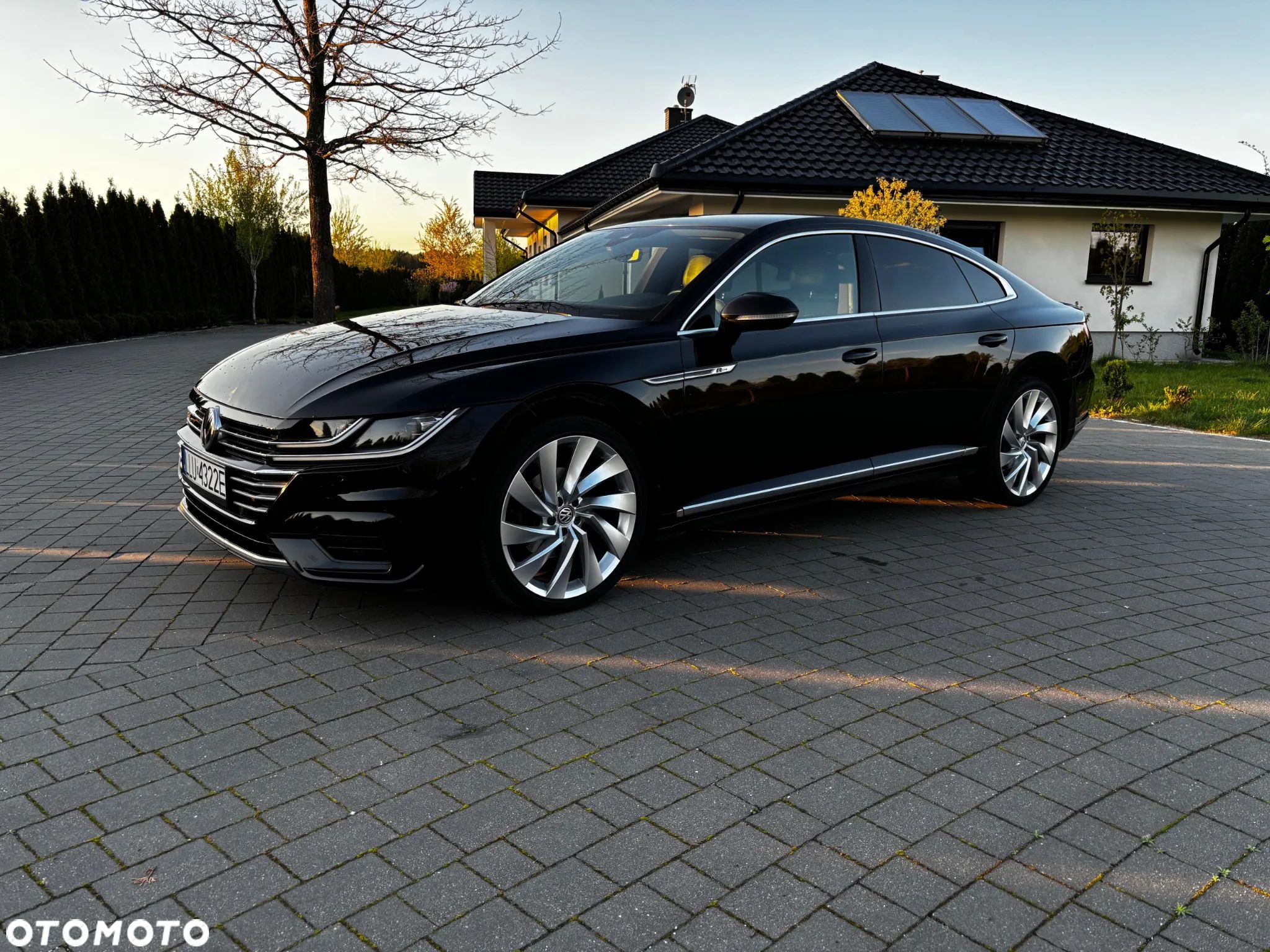Volkswagen Arteon 2.0 TSI DSG R-Line - 1