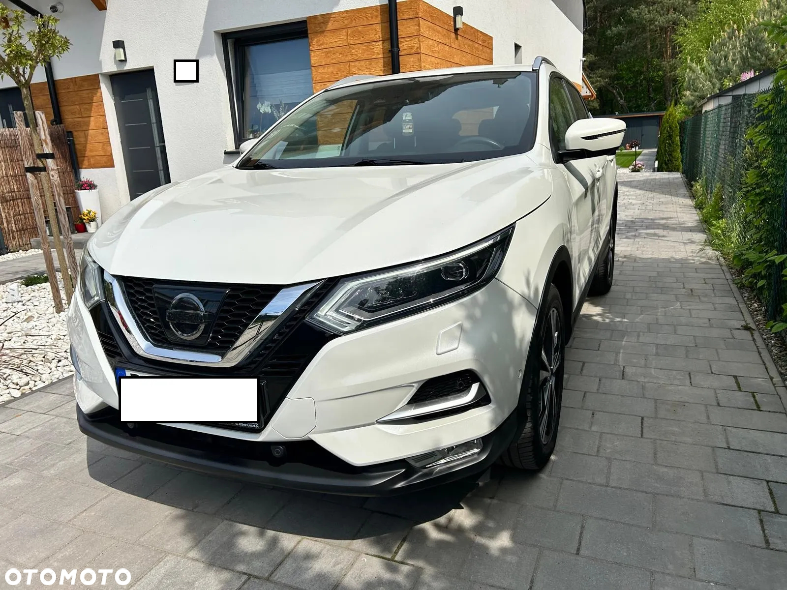 Nissan Qashqai 1.5 dCi DCT TEKNA - 2