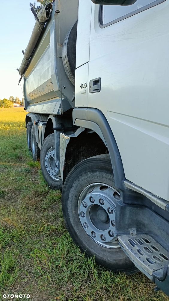 Volvo FM 8X4 - 9