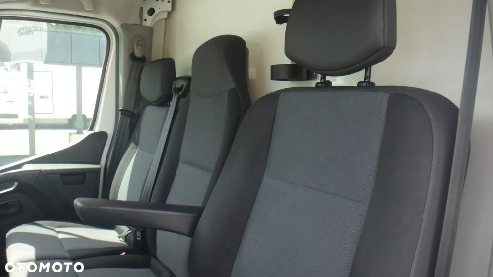 Renault Master - 11