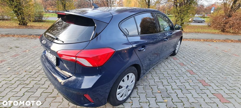Ford Focus 1.0 EcoBoost Trend Edition Business - 27