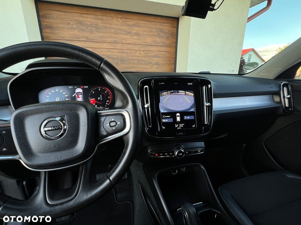 Volvo XC 40 D3 Momentum - 10