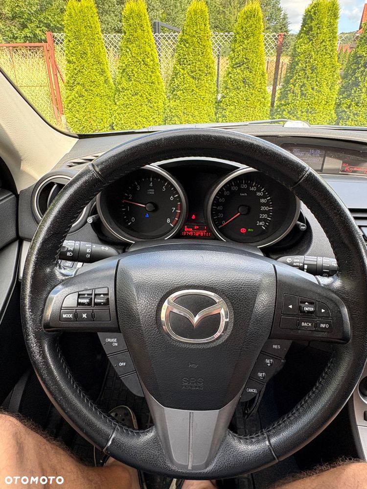 Mazda 3 - 4