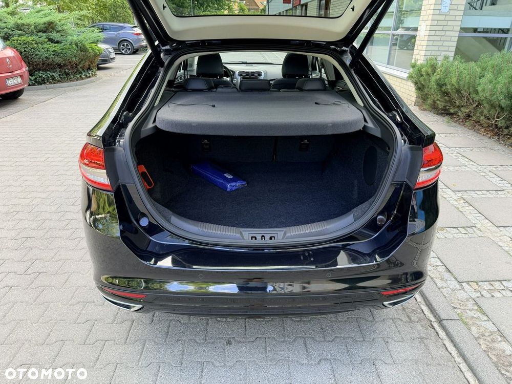 Ford Mondeo - 8