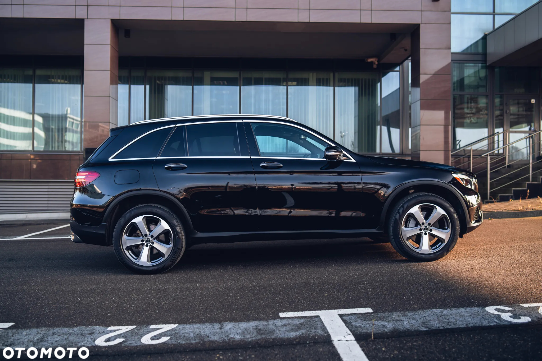 Mercedes-Benz GLC 300 4Matic 9G-TRONIC - 15