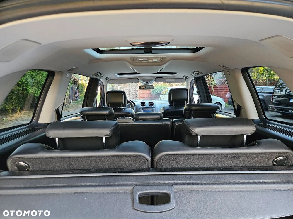 Mercedes-Benz GL 500 4Matic 7G-TRONIC - 30