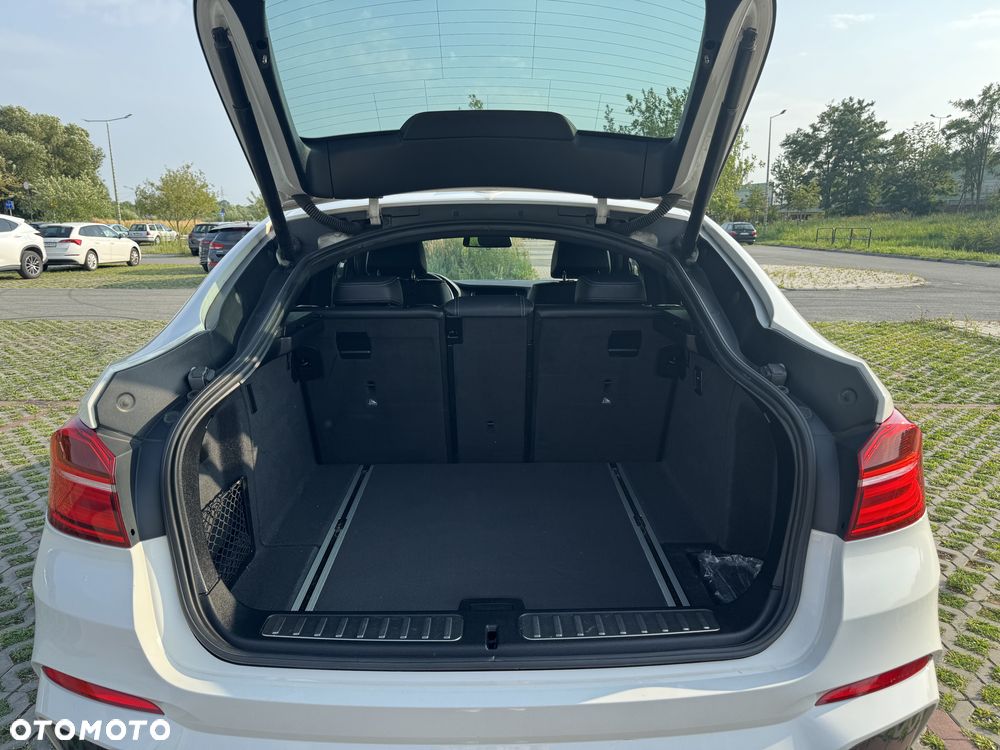 BMW X4 xDrive20d - 13