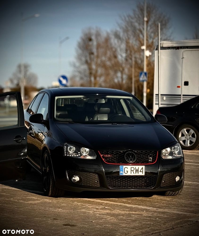Volkswagen Jetta 2.0 Turbo FSI DSG Sportline - 5