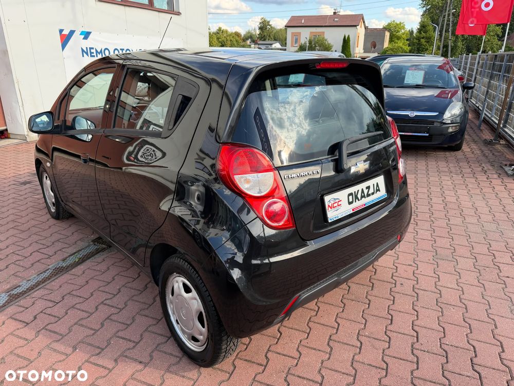 Chevrolet Spark 1.0 Base - 6