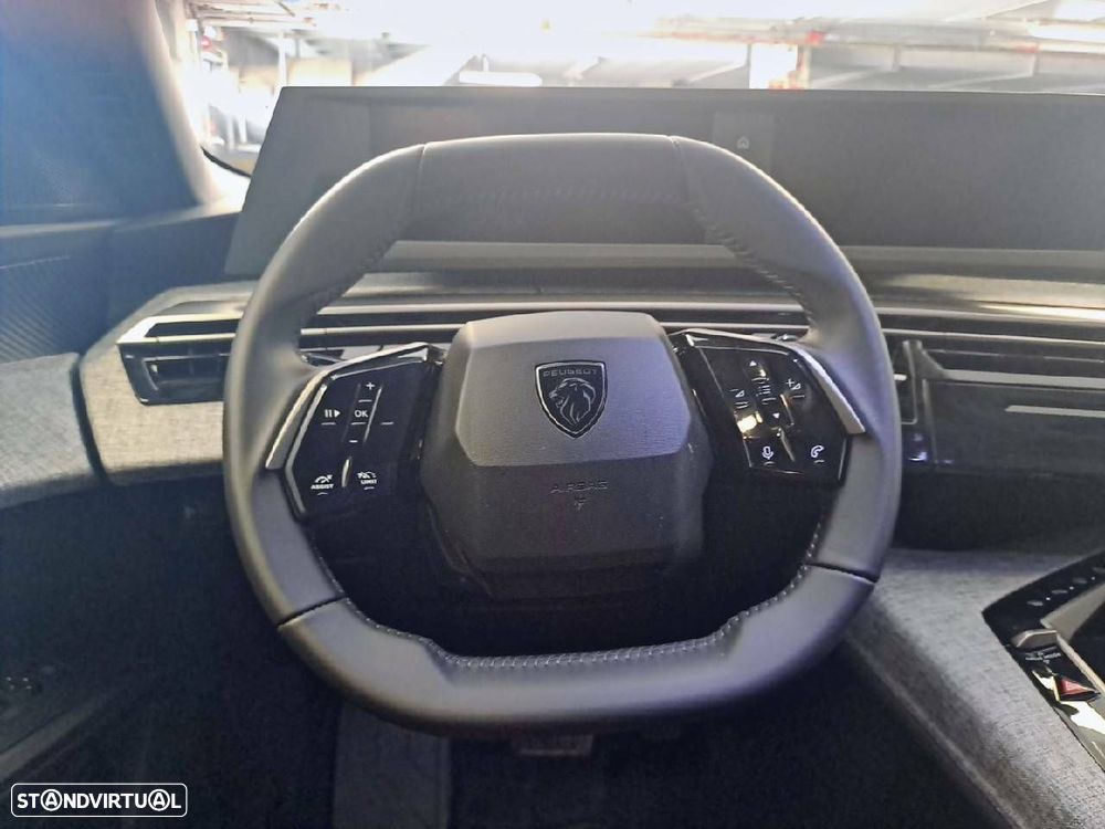 Peugeot 5008 1.2 Hybrid Allure e-DCS6 - 11