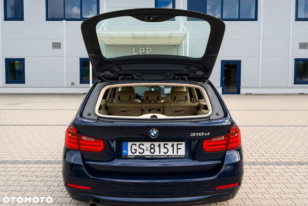 BMW Seria 3 318d Luxury Line EU6 - 6