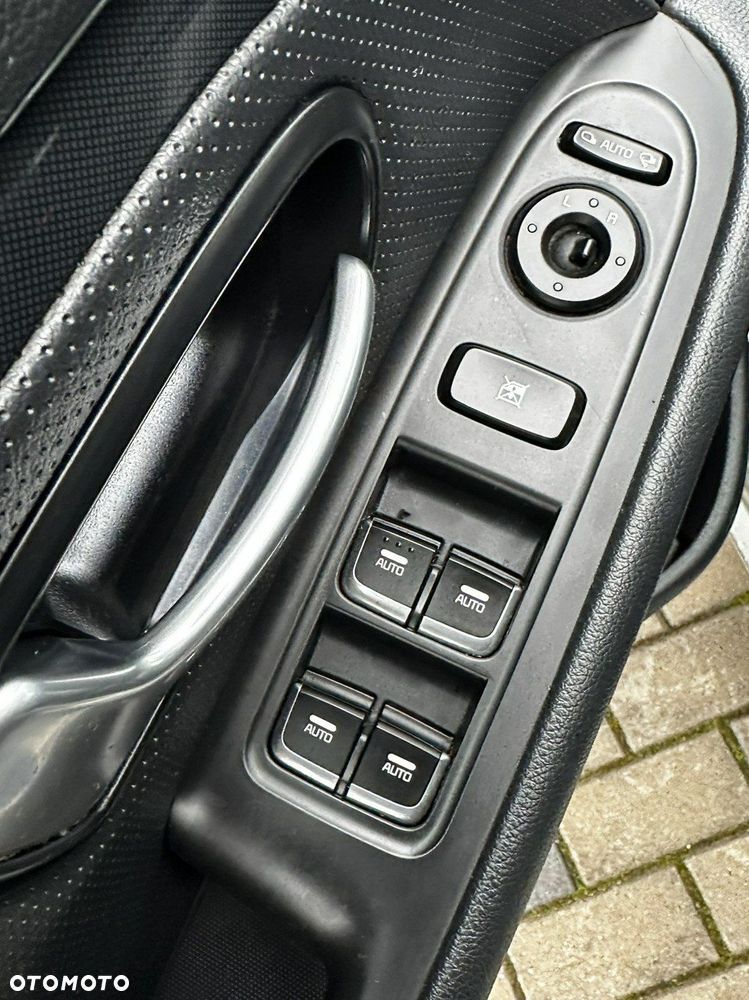 Kia Carens 1.7 CRDi XL 7os 7DCT - 18