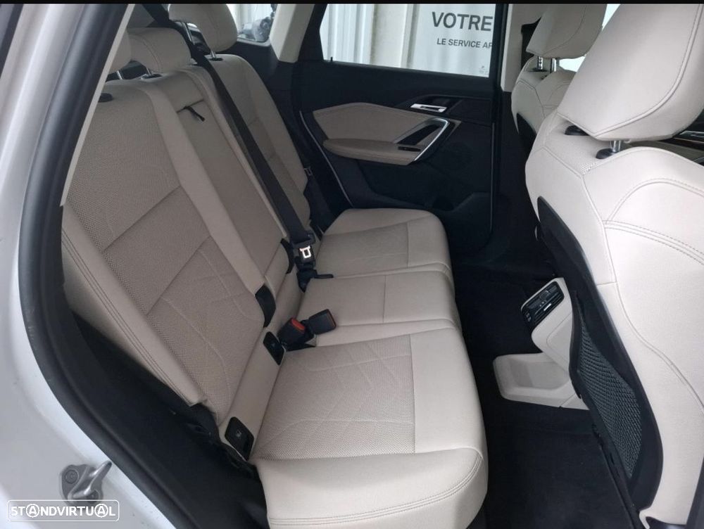 BMW iX1 xDrive30 xLine - 6