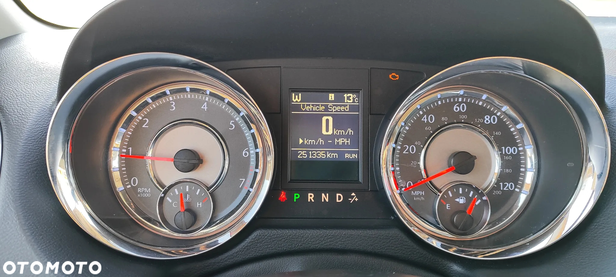 Chrysler Town & Country 3.6 Touring - 13