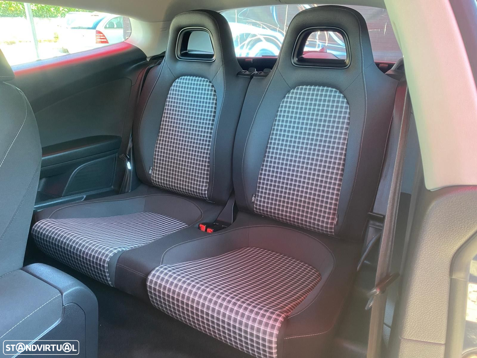 VW Scirocco 2.0 TDI Sport - 5