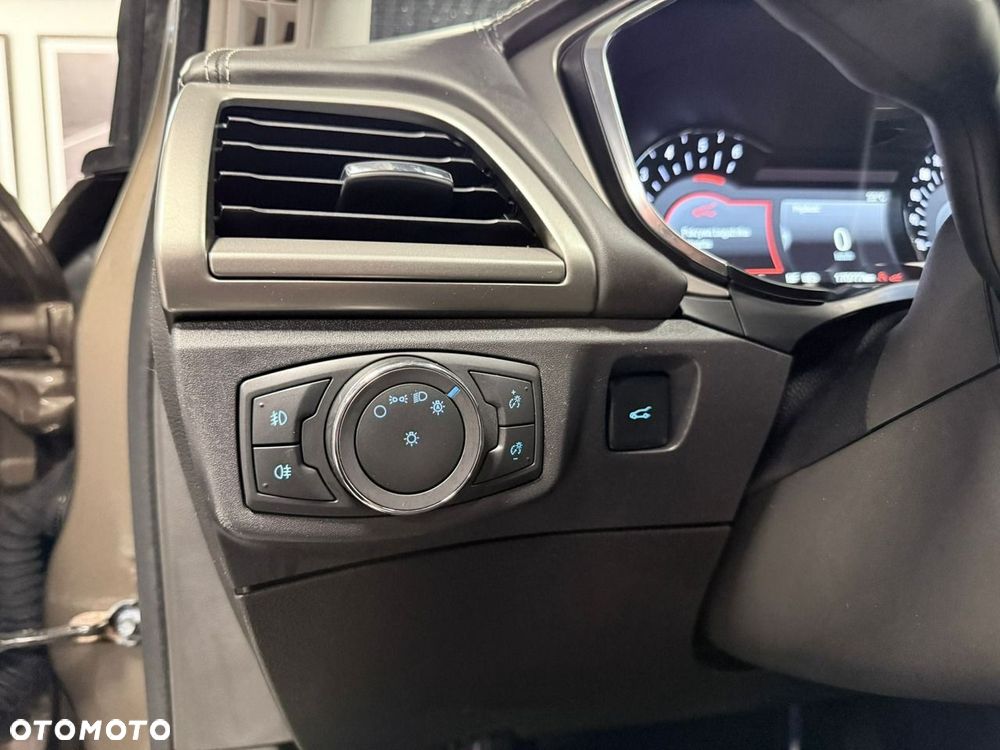 Ford Mondeo 2.0 EcoBlue VIGNALE - 36