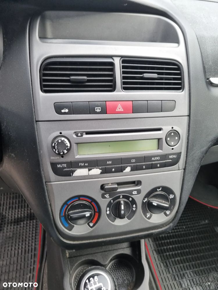 Fiat Linea 1.4 Dynamic Euro5 - 11