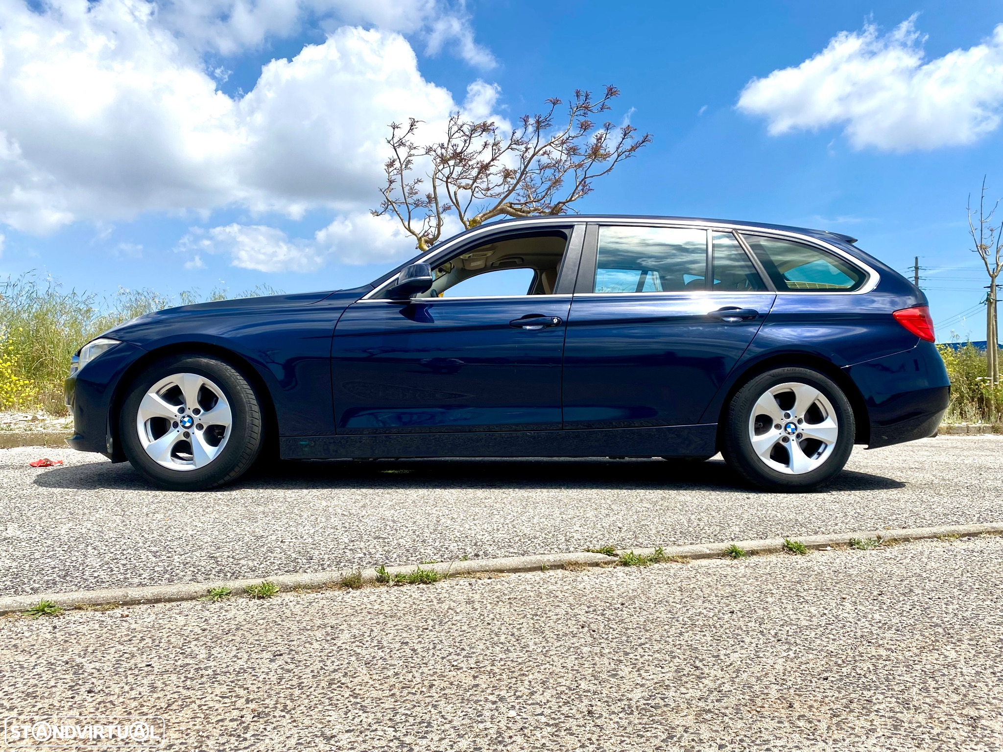 BMW 320 d Touring EfficientDynamics Line Sport - 13