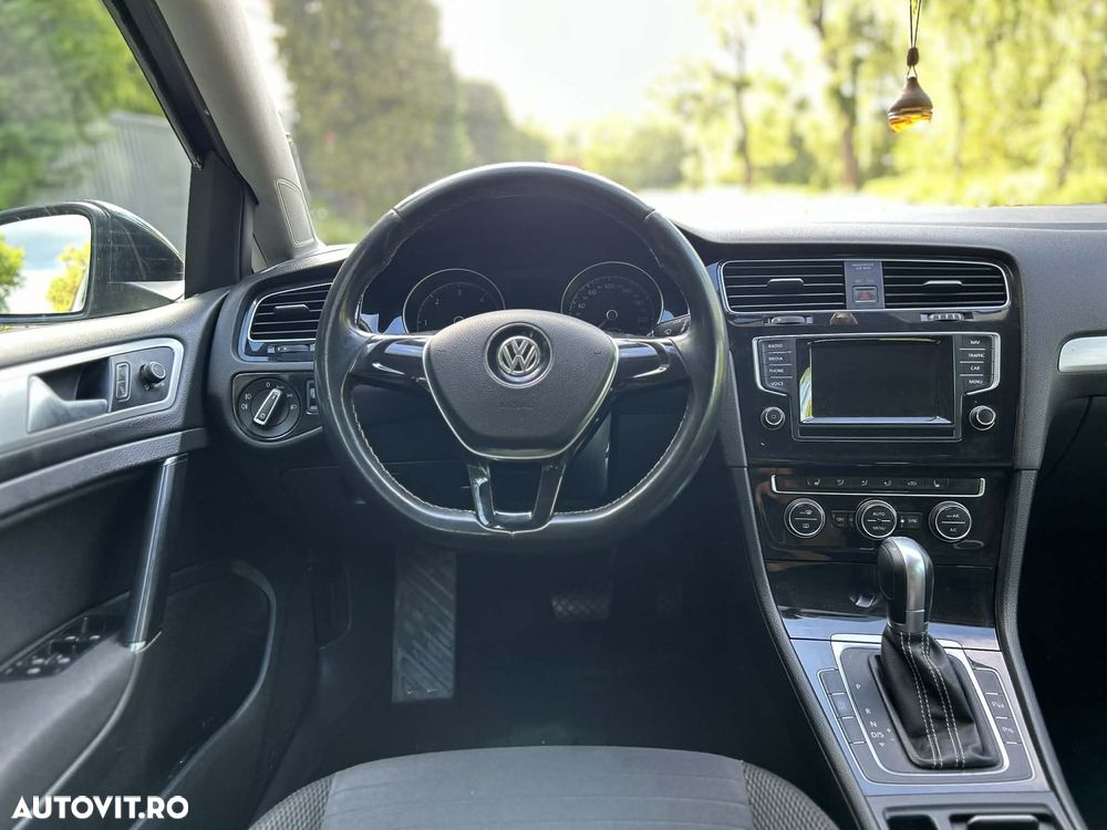 Volkswagen Golf 1.6 TDI BlueMotion Technology DSG Cup - 11