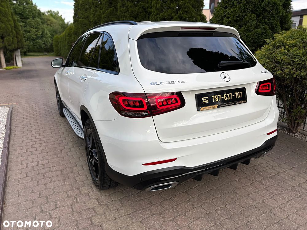 Mercedes-Benz GLC 220 d 4Matic 9G-TRONIC AMG Line - 4