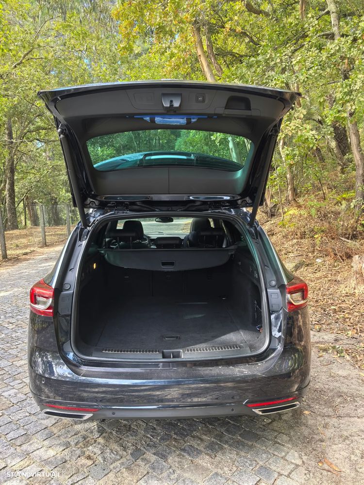 Opel Insignia Sports Tourer - 16