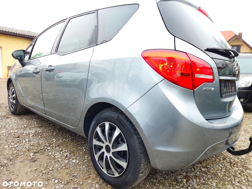 Opel Meriva ver-1-4-design-edition - 26