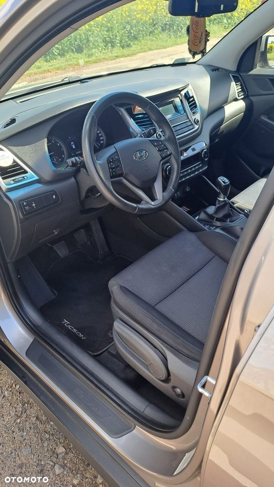 Hyundai Tucson 1.6 GDI BlueDrive Style 2WD - 14