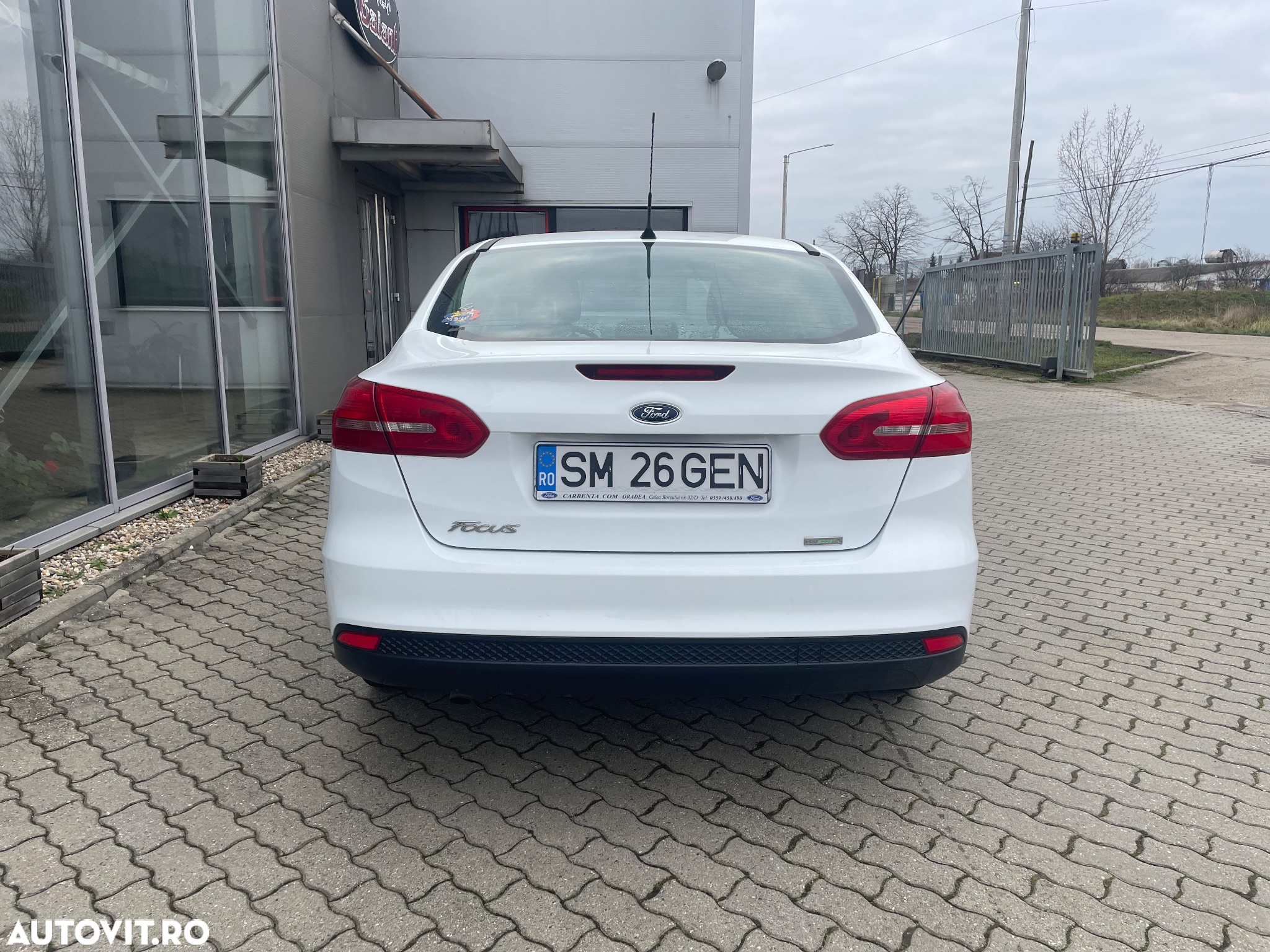 Ford Focus 1.0 EcoBoost Trend - 4