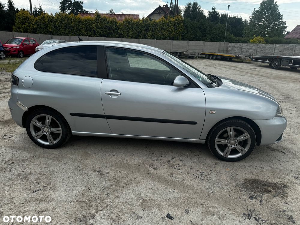 Seat Ibiza 1.4 16V Reference - 10