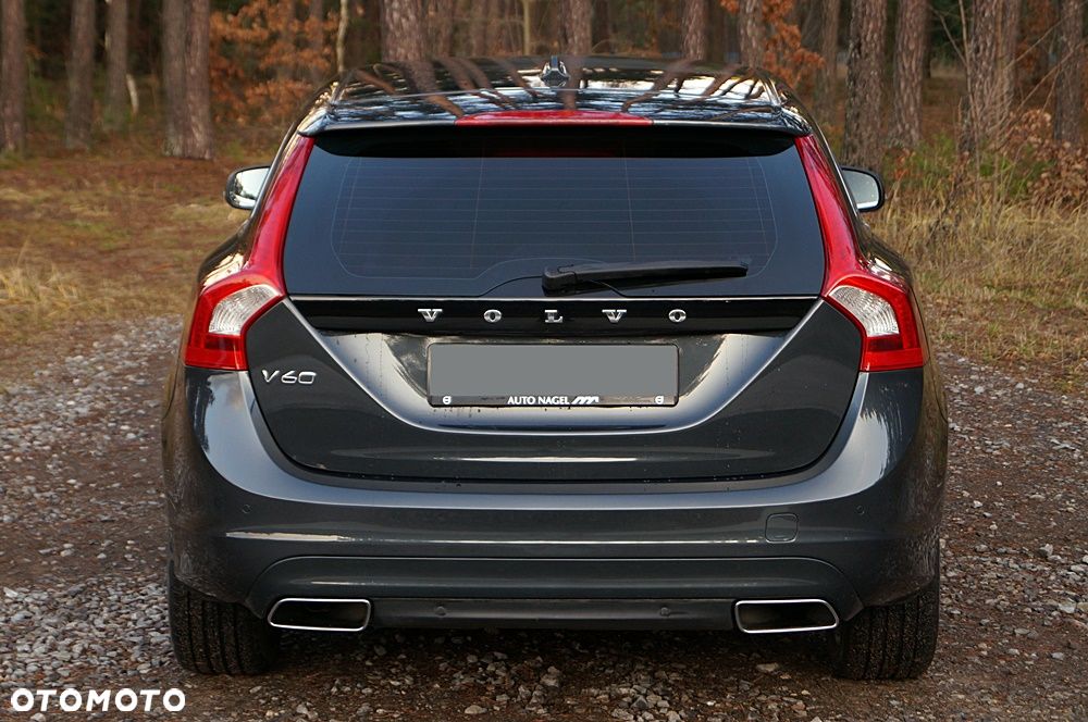 Volvo V60 D4 Geartronic Summum - 10