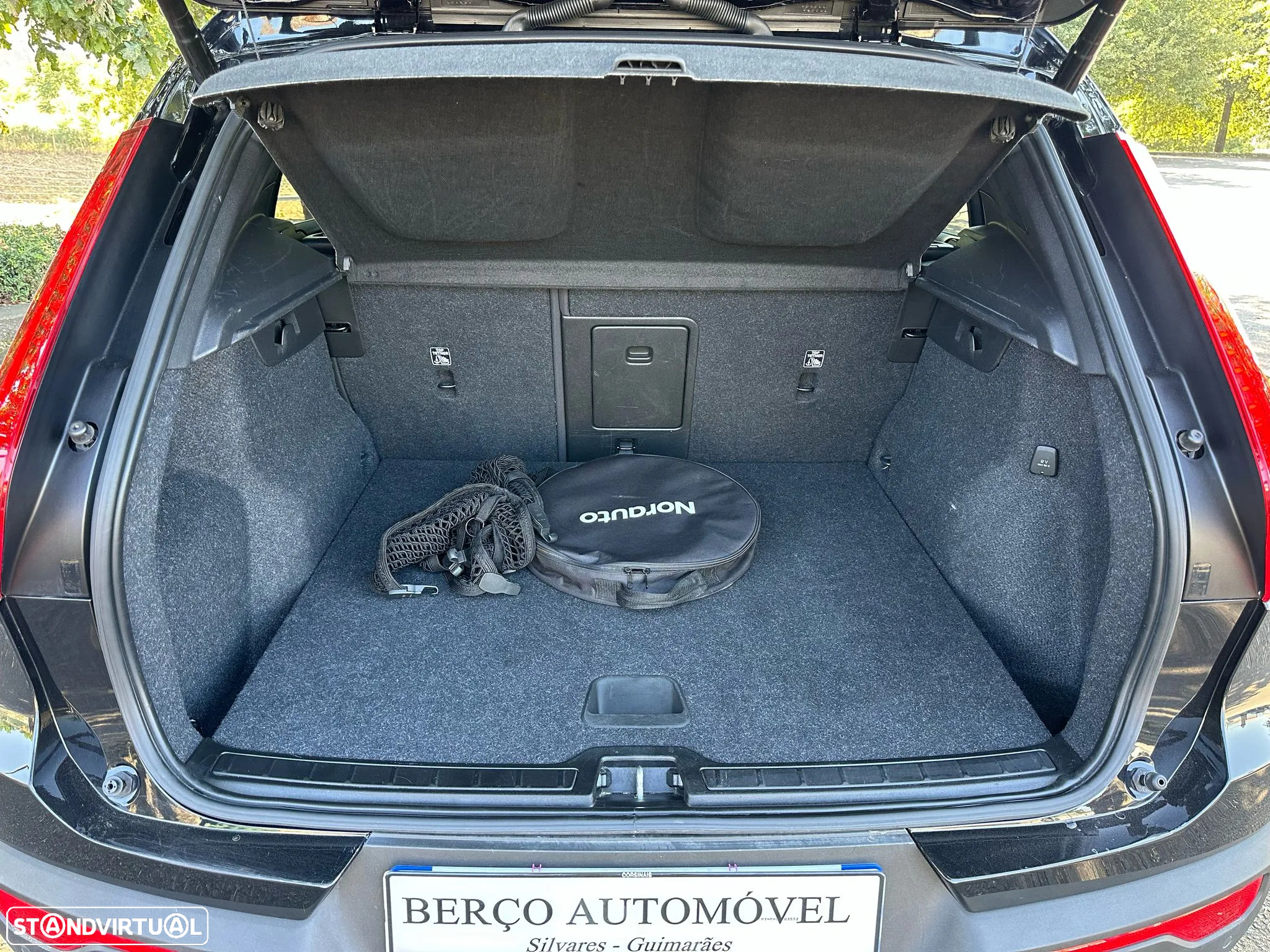 Volvo XC 40 1.5 T4 PHEV Inscription Expression - 37