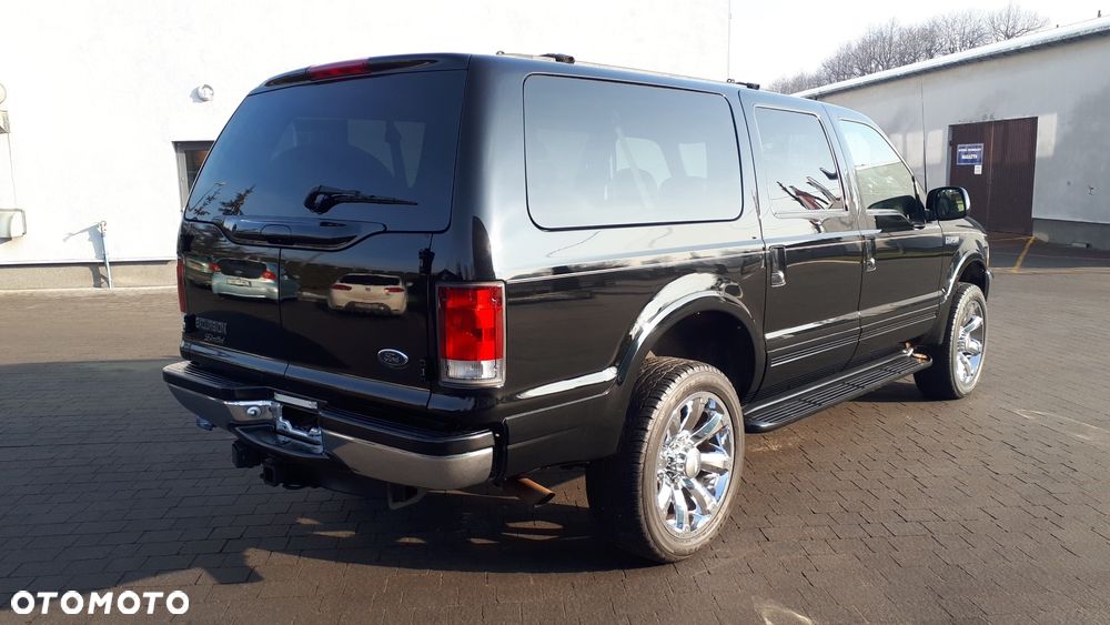 Ford Excursion - 5