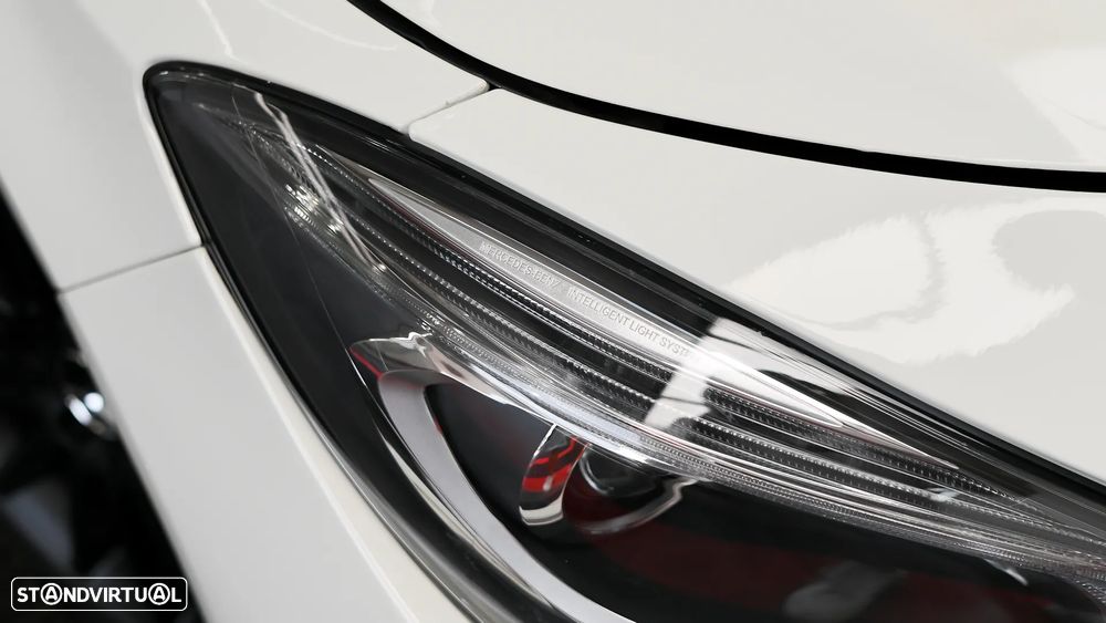 Mercedes-Benz CLA 45 AMG Shooting Brake 4-Matic - 14