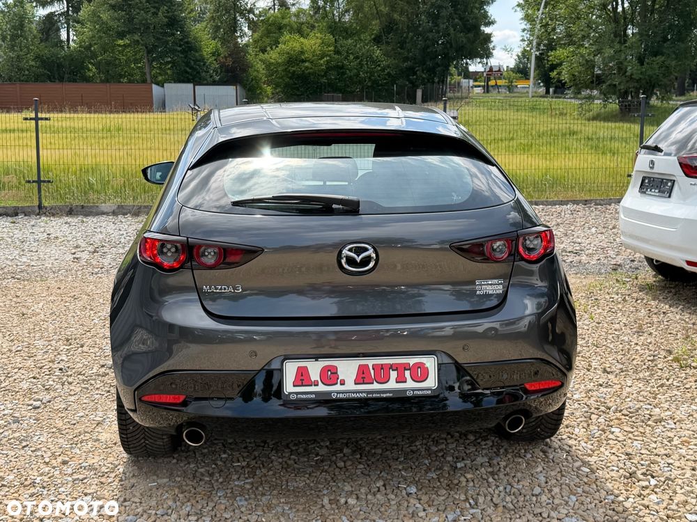 Mazda 3 - 10
