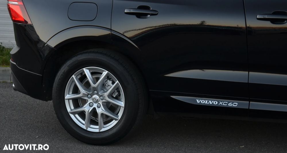 Volvo XC 60 D4 AWD Momentum - 26