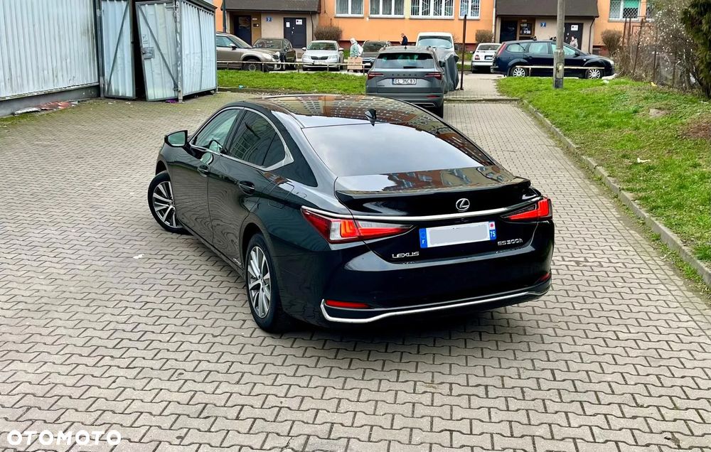 Lexus ES 300h Elegance - 2