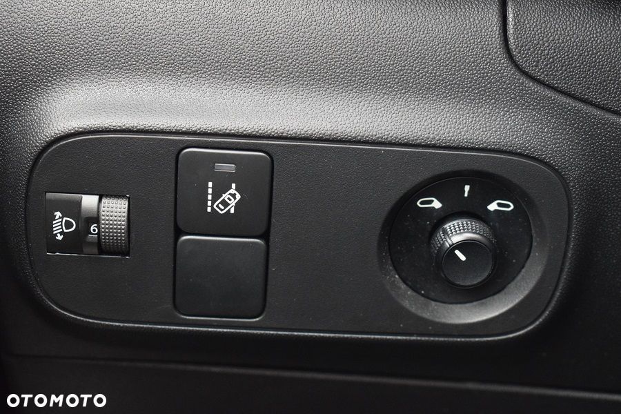 Citroën C3 1.2 PureTech Selection Elite - 18