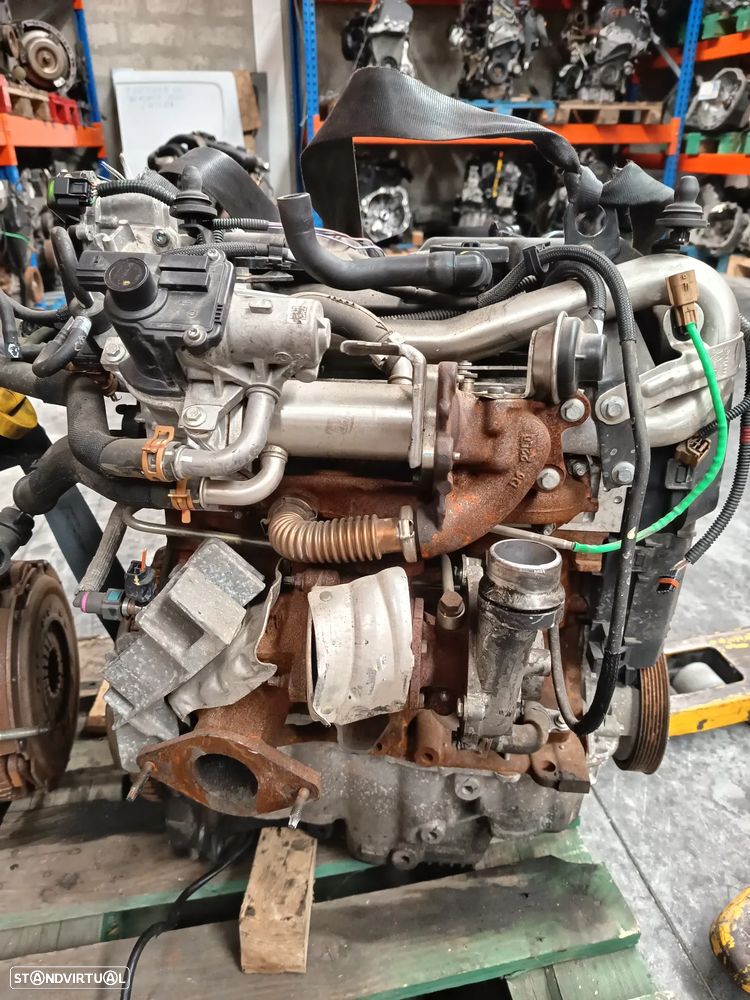 Motor Dacia Sandero 1.5 DCI 2015 Ref: K9K 892 - 2