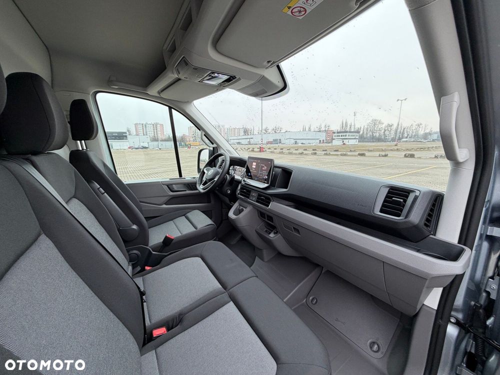 Volkswagen Crafter 35 2.0 TDI L3H3 177 KM AUTOMAT - 8